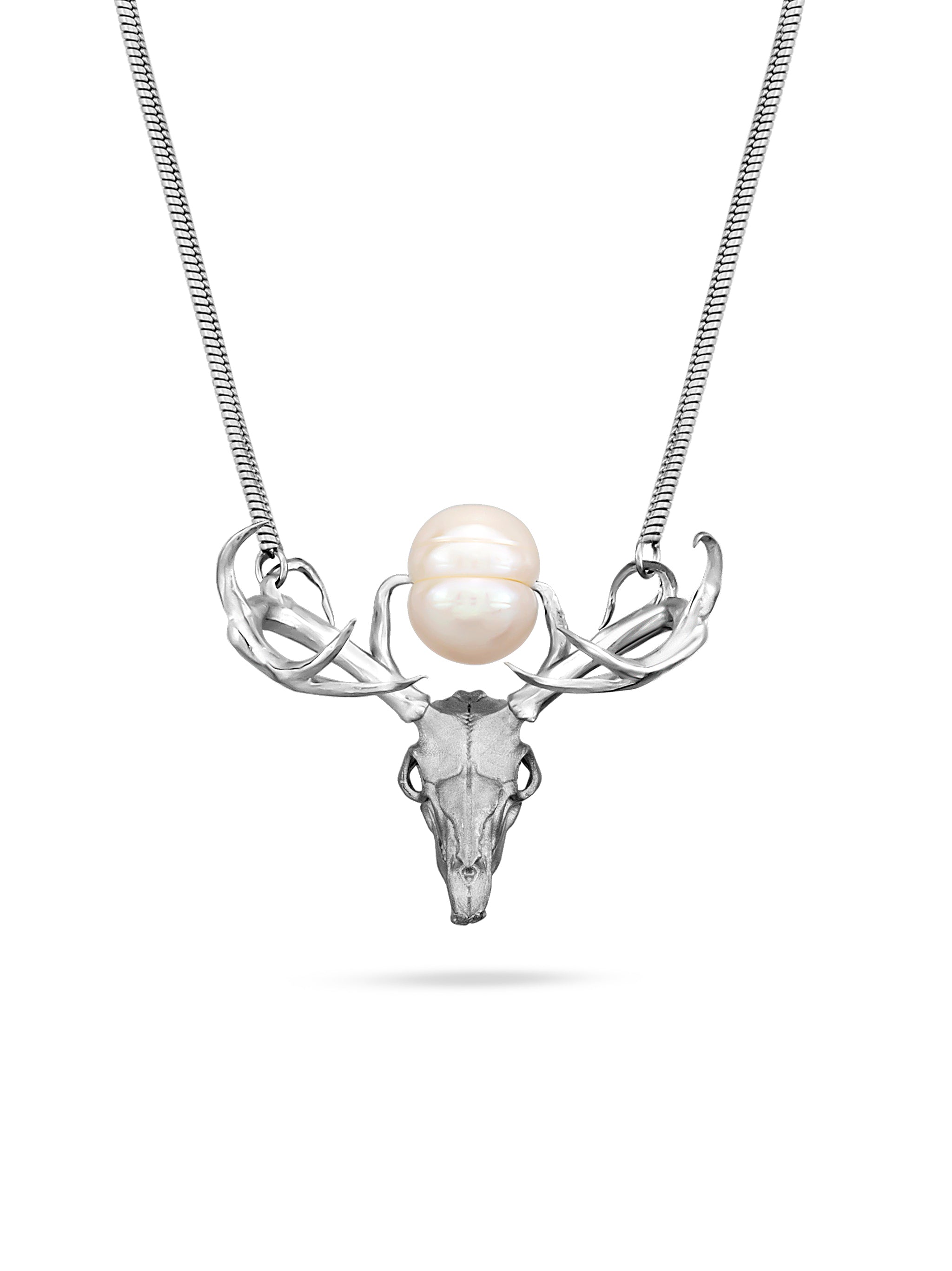 My Deer Pearl Necklace